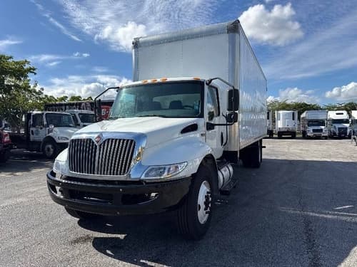 2022 International MV607 Box Truck - 220HP, 6 Speed Automatic, Swing Door