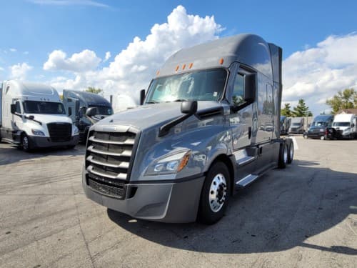2023 Freightliner Cascadia 125