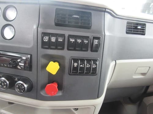 Used 2020 PETERBILT 567 Conventional - Day Cab in Channelview, TX image 14