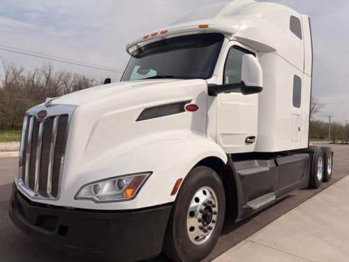 Used 2023 PETERBILT 579
