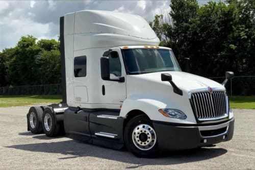 2023 International LT62F