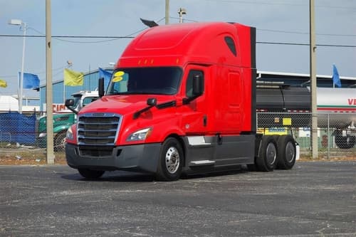 2022 Freightliner Cascadia 126