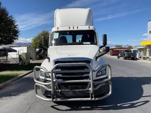 2021 Freightliner Cascadia