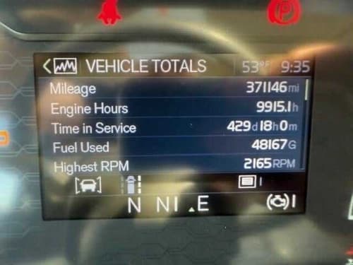 2020 Volvo VNR640 image 17