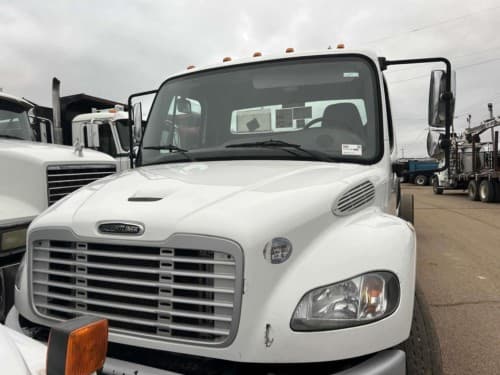 2017 Freightliner M2