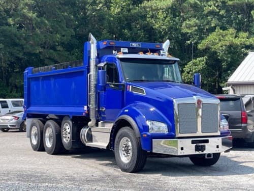 2025 Kenworth T880