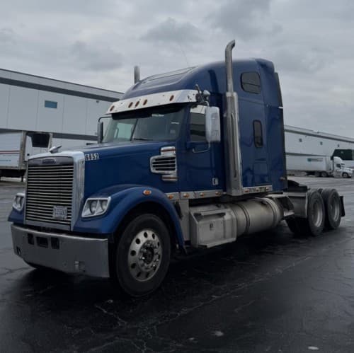 2021 Freightliner SD122