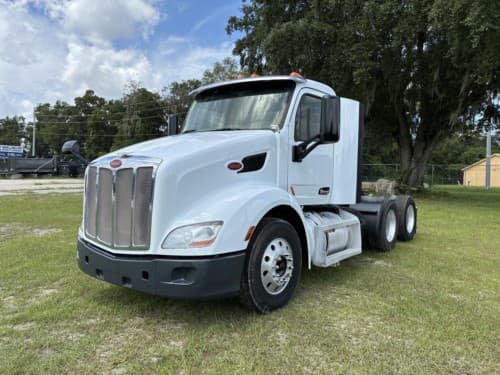 2017 PETERBILT 579 5823
