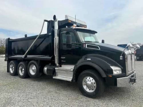 2024 Kenworth T880