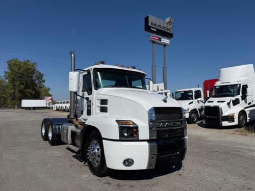 2019 MACK ANTHEM 64T BTS1030