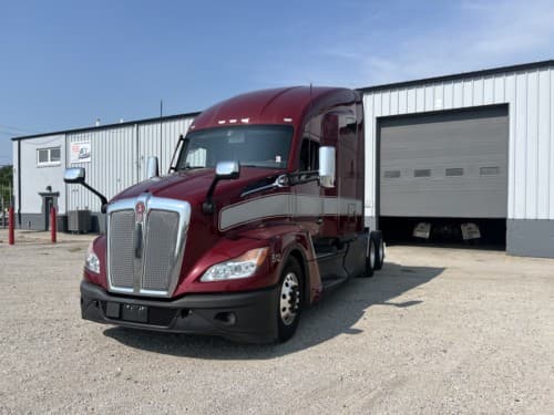 2023 Kenworth T680