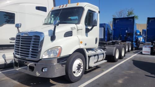 Used 2014 FREIGHTLINER CA11364DC