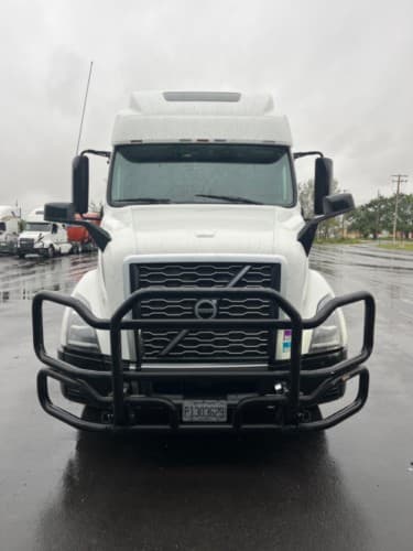 2020 Volvo VNL