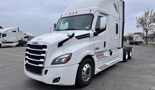 2025 Freightliner Cascadia