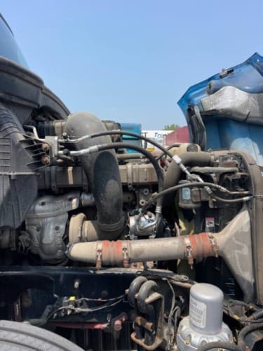 2020 Freightliner Cascadia 126 image 16
