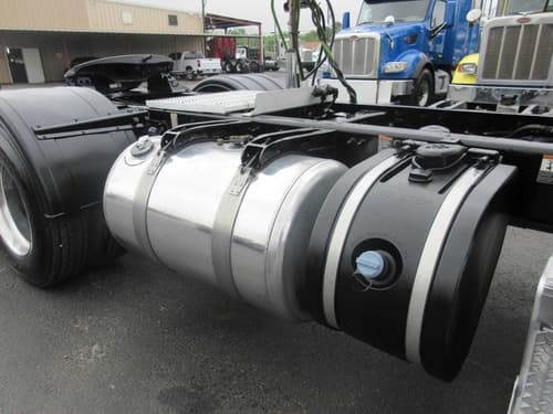 Used 2020 PETERBILT 567 Conventional - Day Cab in Channelview, TX image 33