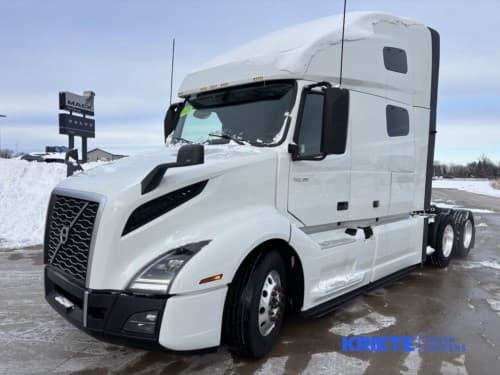 2023 Volvo VNL