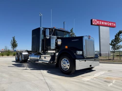 New 2027 KENWORTH W900L