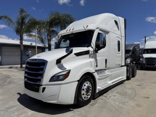 2023 Freightliner Cascadia 126