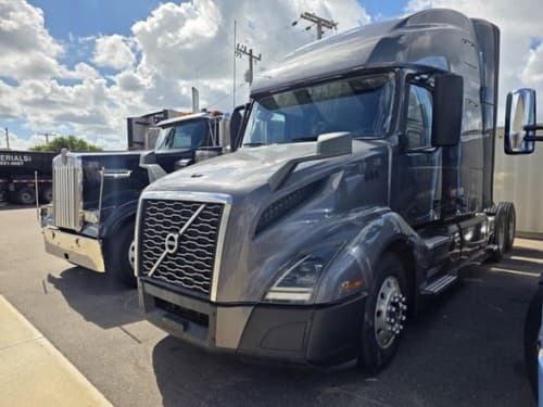 2020 Volvo VNL64T760