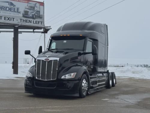 2022 Peterbilt 579