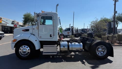 2019 Peterbilt 337