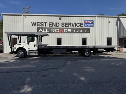 2021 Freightliner BUSINESS CLASS M2 106