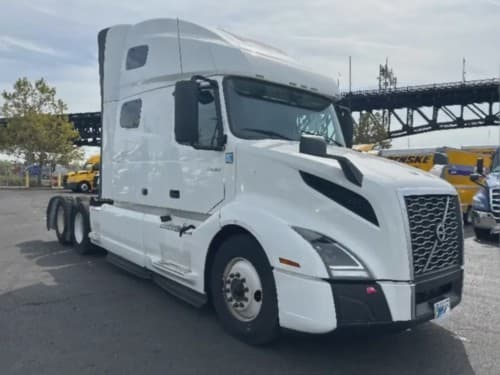 2022 Volvo VNL