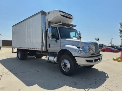 Used 2018 INTERNATIONAL Reefer/Refrigerated Truck, Box Truck - Straight Truck, Beverage Truck 4300 For Sale