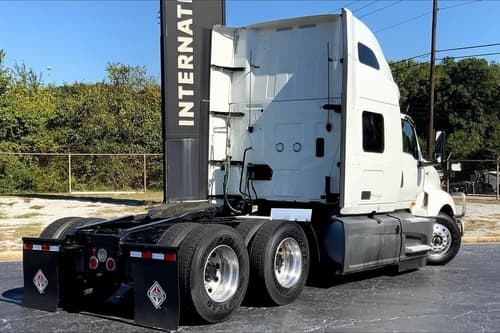 2022 International LT625 Sleeper Semi Truck - 73" Raised Roof Sleeper, Cummins 400HP, 12 Speed image 14