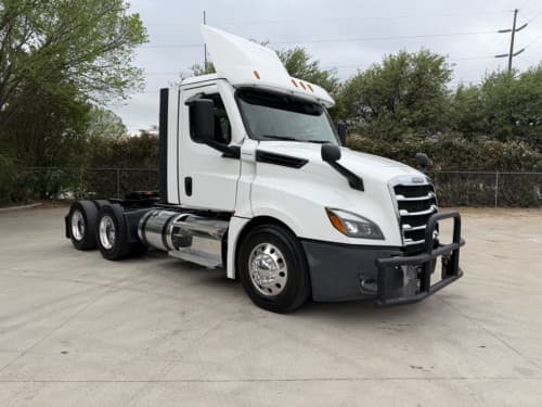 Used 2022 FREIGHTLINER PT126064S T