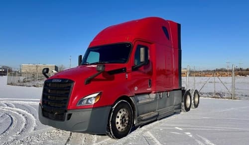 2020 Freightliner Cascadia 126