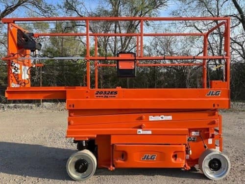 2015 JLG 2032ES