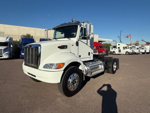 2018 Peterbilt 337