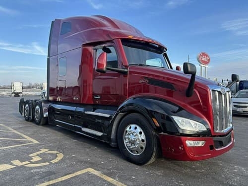 2023 Peterbilt 579