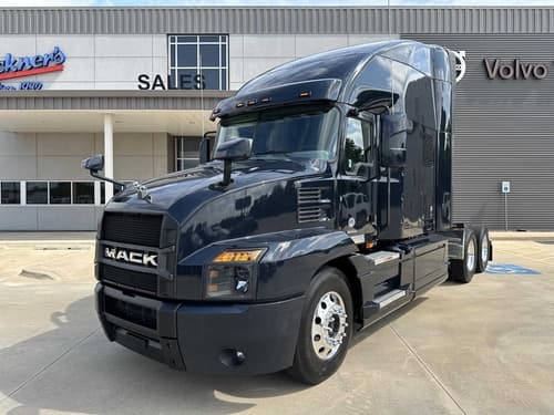 Used 2022 MACK ANTHEM Conventional - Sleeper Truck