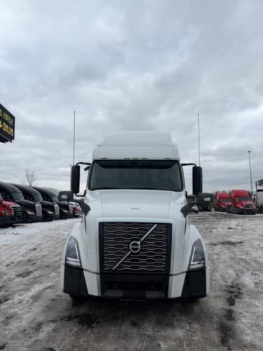 2022 Volvo VNL 760