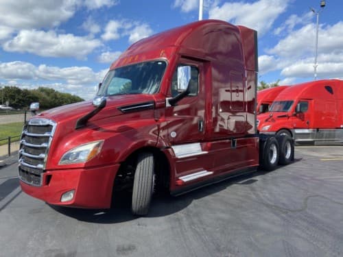 2020 FREIGHTLINER Cascadia CA126 Tandem Axle Sleeper