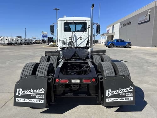 Used 2019 MACK PINNACLE Conventional - Day Cab in Oklahoma City, OK image 6