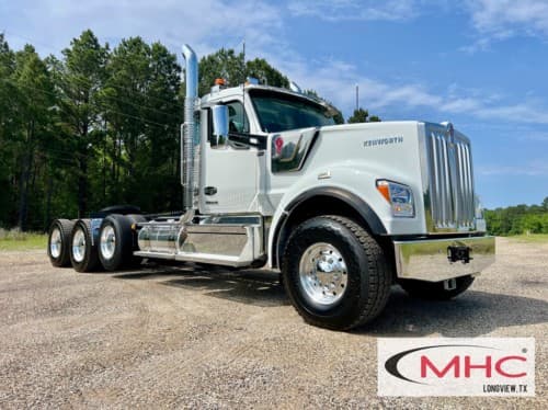 New 2027 KENWORTH W990