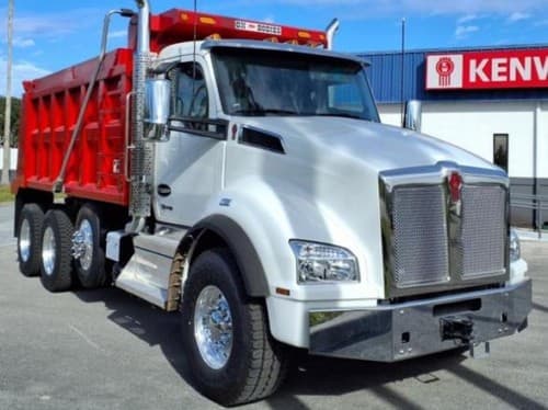 2025 Kenworth T880