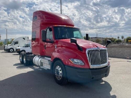 2022 International LT625