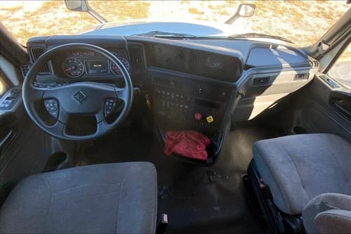 2022 International LT625 Sleeper Semi Truck - 73" Raised Roof Sleeper, Cummins 400HP, 12 Speed image 15