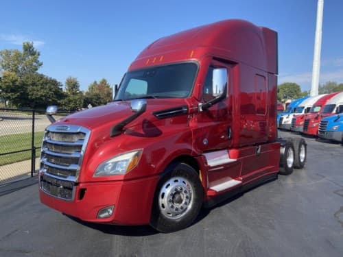2021 FREIGHTLINER Cascadia CA126 Tandem Axle Sleeper