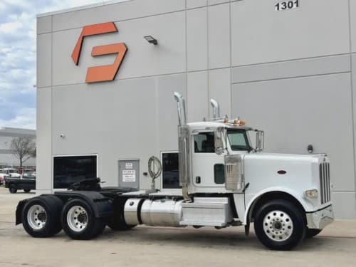 2022 Peterbilt 389