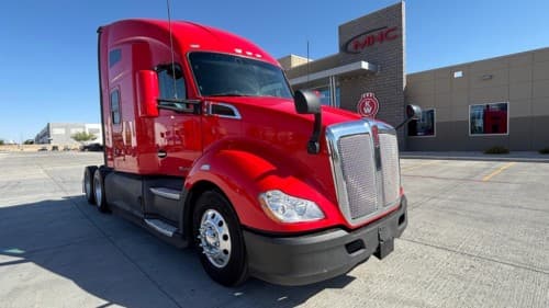 Used 2022 KENWORTH T680