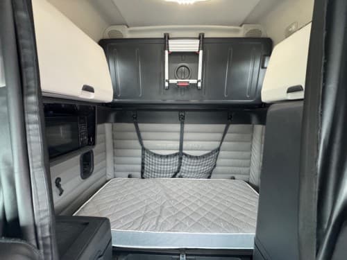 2022 Freightliner Cascadia 126 image 11