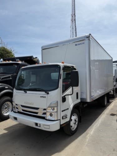 New 2025 ISUZU NRR