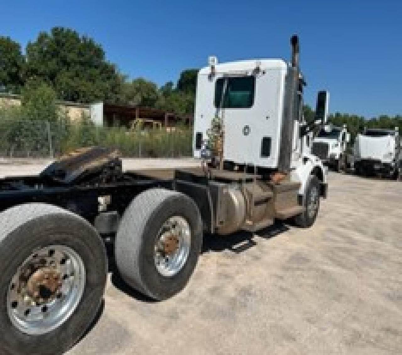 2021 Peterbilt 567 image 4