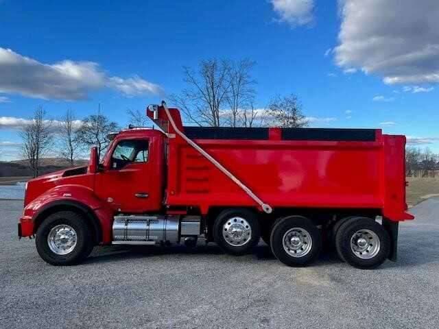 2020 Kenworth T880 image 10
